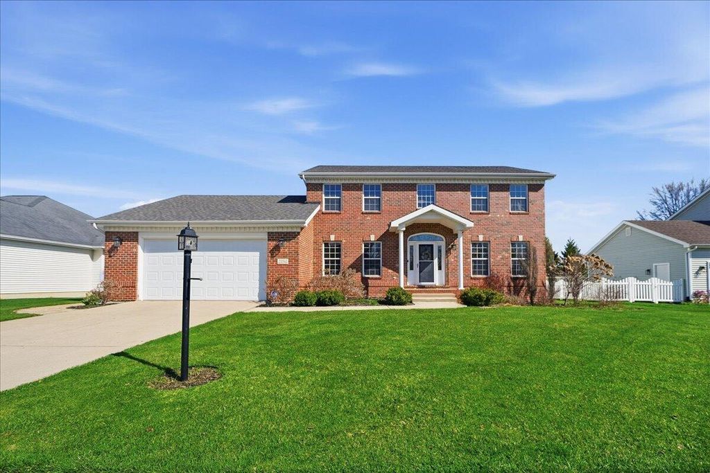 Photo of 2154 Carlisle Lane, Valparaiso, IN 46385 (MLS # 836669)