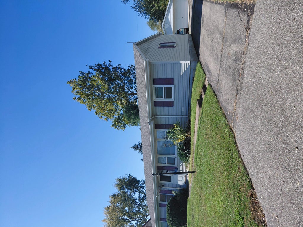 Photo of 752 Baltimore Road, Valparaiso, IN 46385 (MLS # 847450)