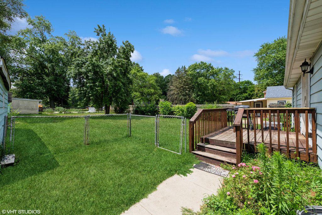 Photo of 2905 E Michigan Boulevard, Trail Creek, IN 46360 (MLS # 834667)