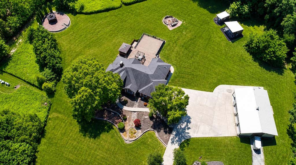 Photo of 8855 E 93rd Avenue, Crown Point, IN 46307 (MLS # 843618)