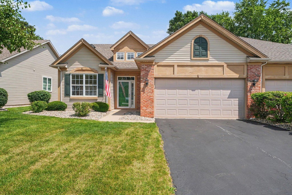 Photo of 1525 Schaller Lane, Dyer, IN 46311 (MLS # 843379)