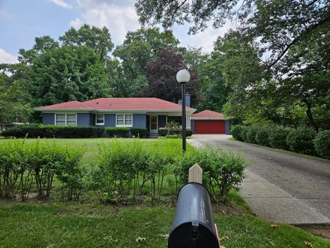 Single Family Residence in Portage IN 5633 Evergreen Avenue 1.jpg