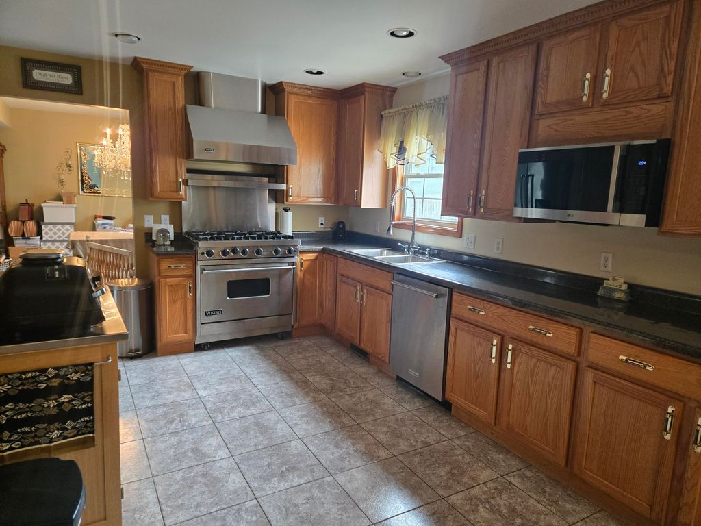 Photo of 5691 Dove Dale Avenue, Portage, IN 46368 (MLS # 840344)