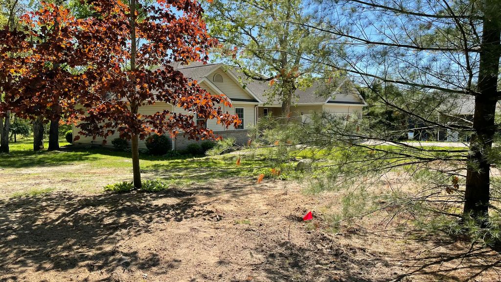 Photo of 3885 W 857 N, Lake Village, IN 46349 (MLS # 838702)