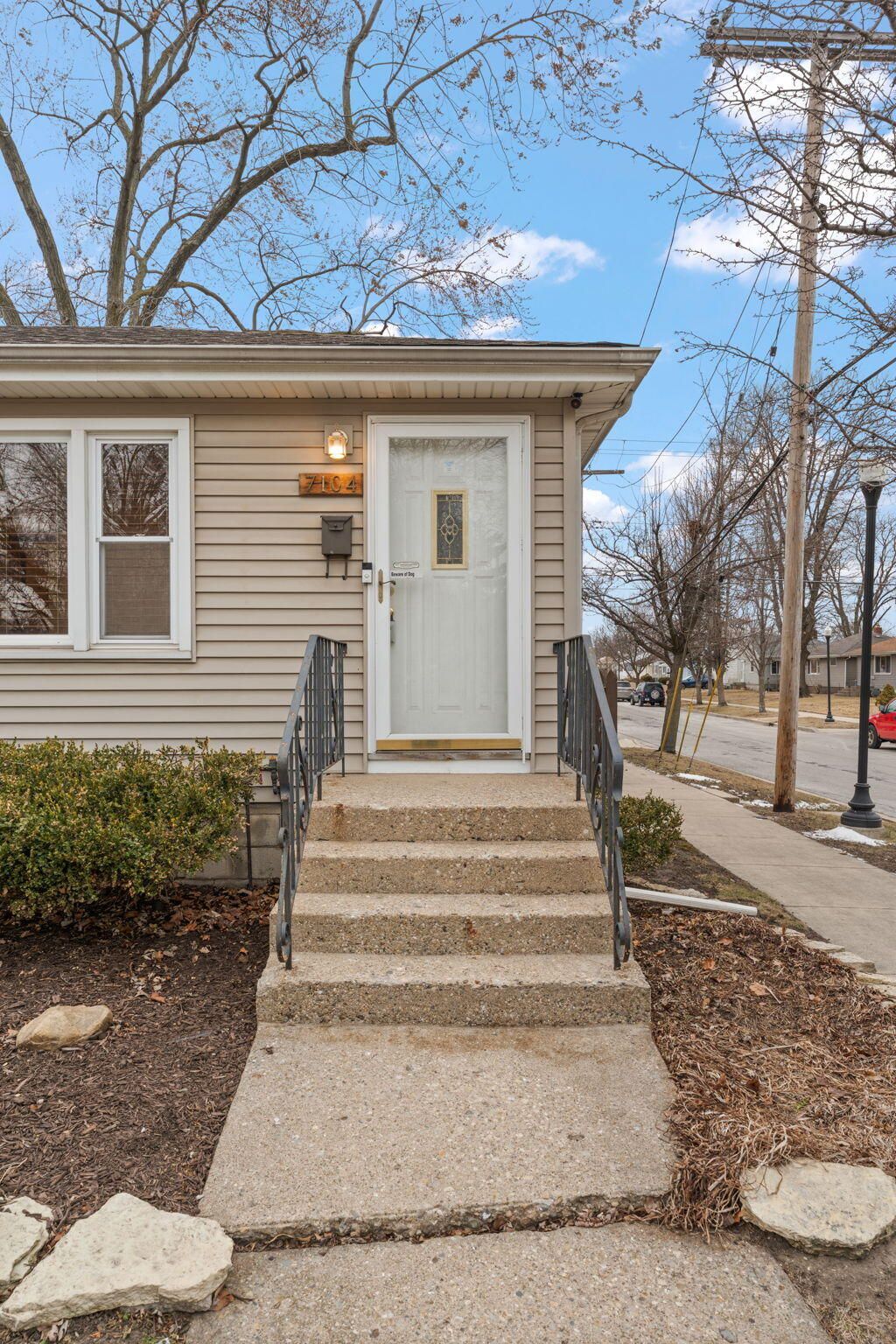 Photo of 7104 Northcote Avenue, Hammond, IN 46324 (MLS # 834616)