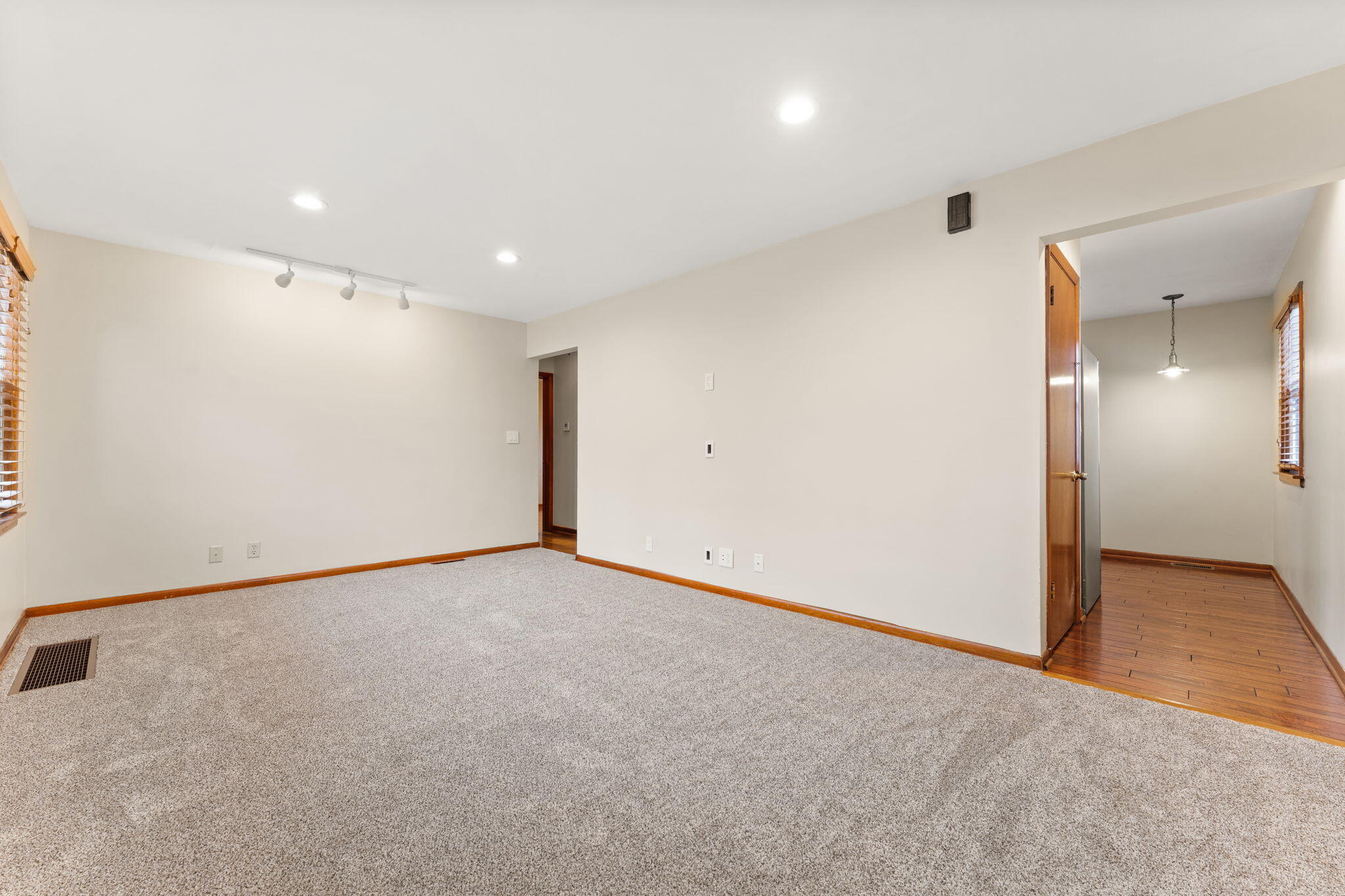 7104 Northcote Avenue