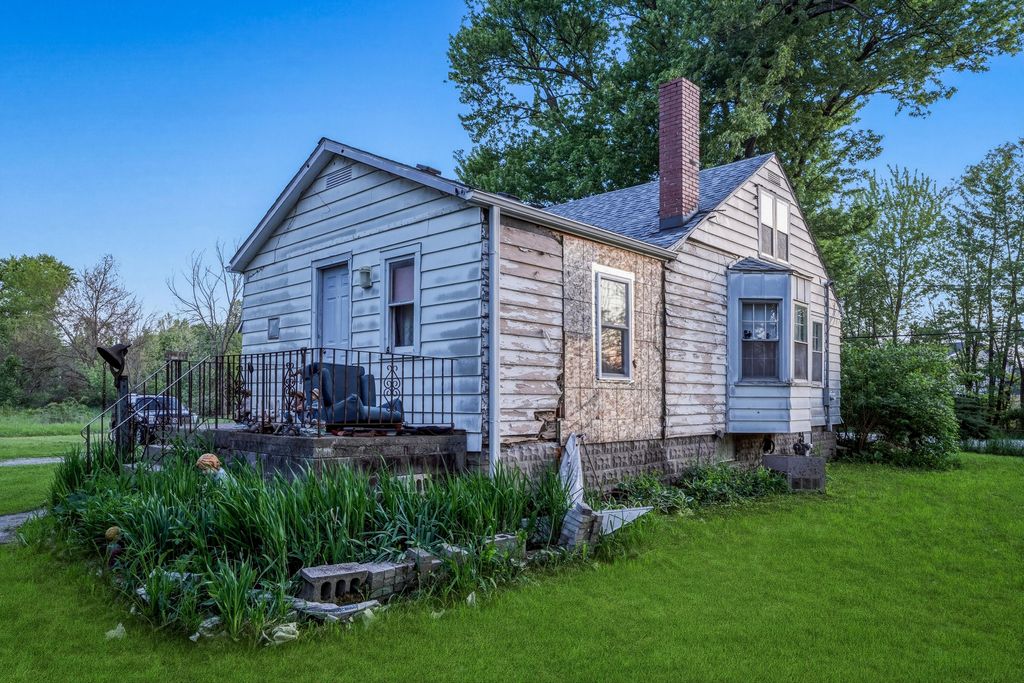Photo of 6275 Randolph Street, Hobart, IN 46342 (MLS # 838943)