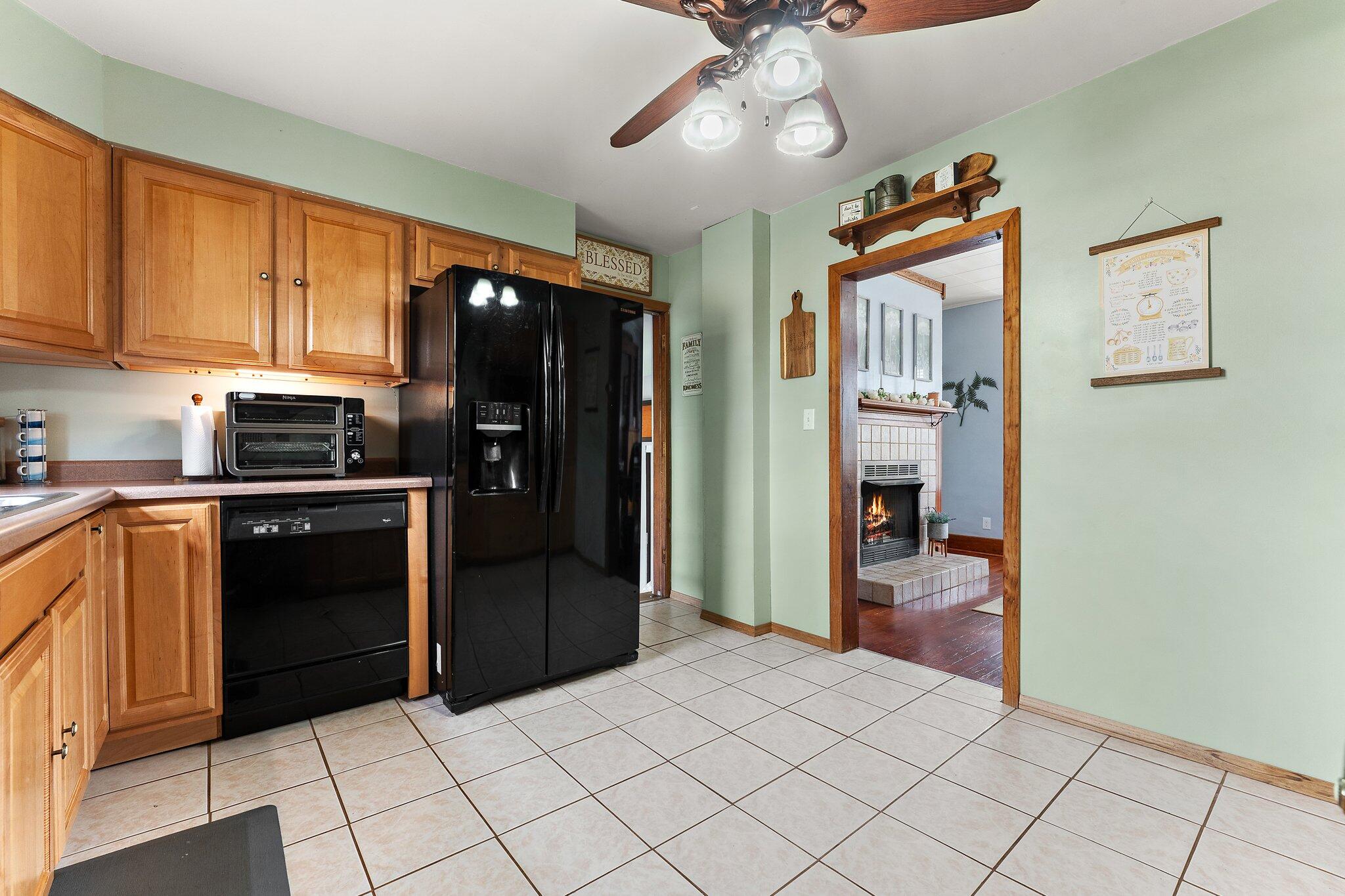 Kouts, Indiana 46347, United States, 3 Bedrooms Bedrooms, ,2 BathroomsBathrooms,Residential,Active,96262