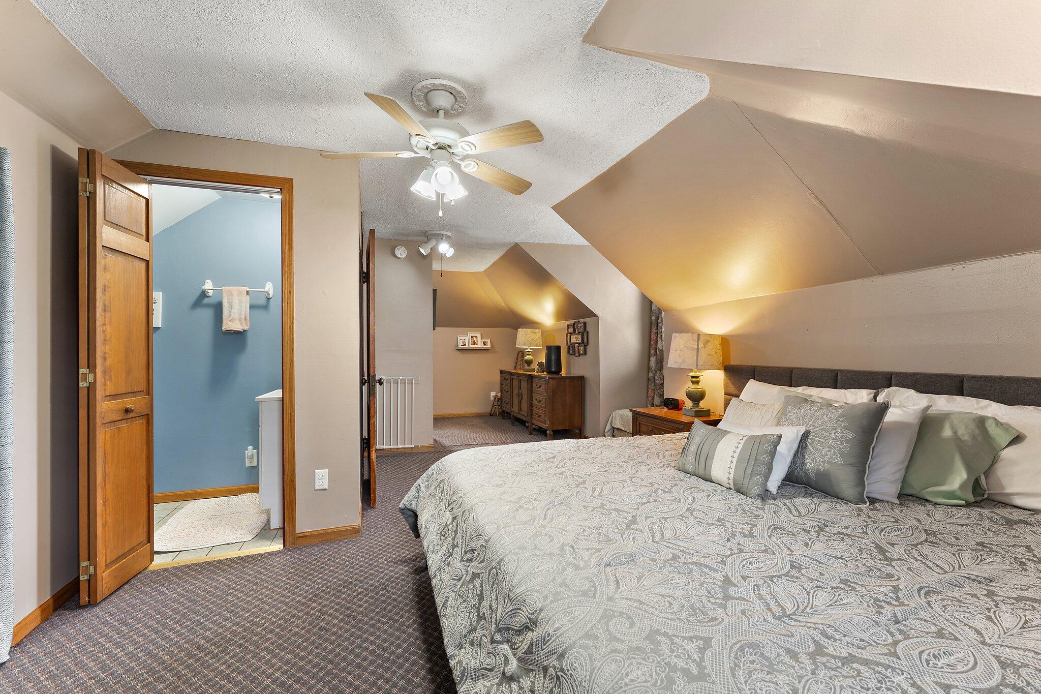 Kouts, Indiana 46347, United States, 3 Bedrooms Bedrooms, ,2 BathroomsBathrooms,Residential,Active,96262