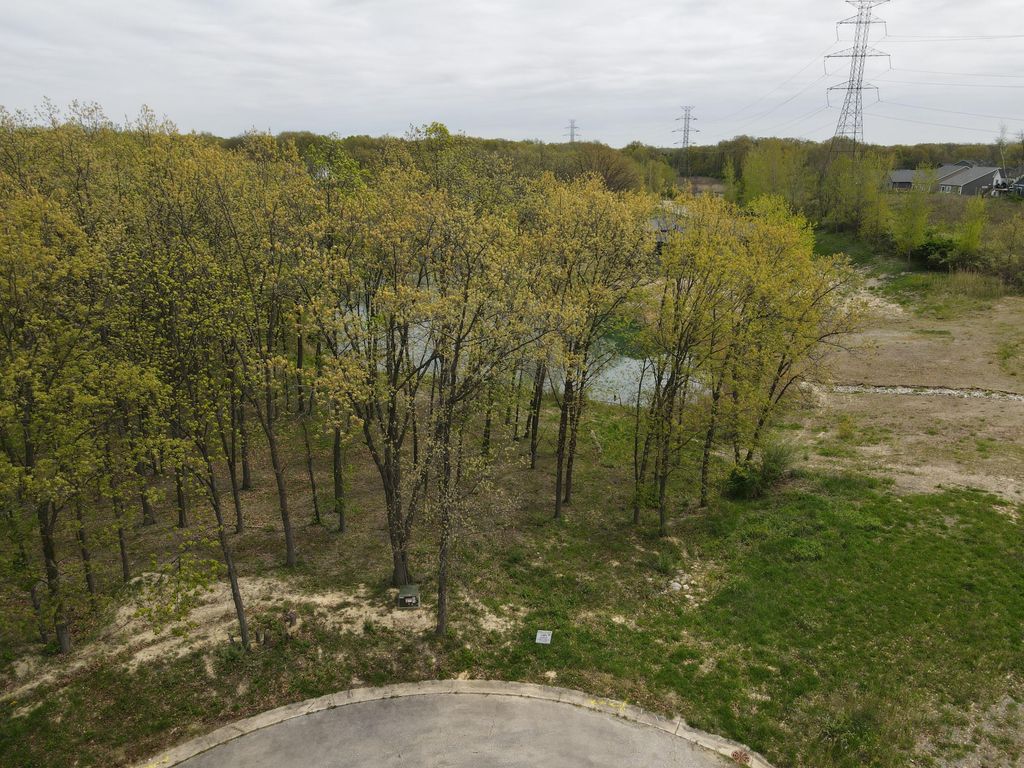 Photo of 31 Davidano Court, Crown Point, IN 46307 (MLS # 831386)