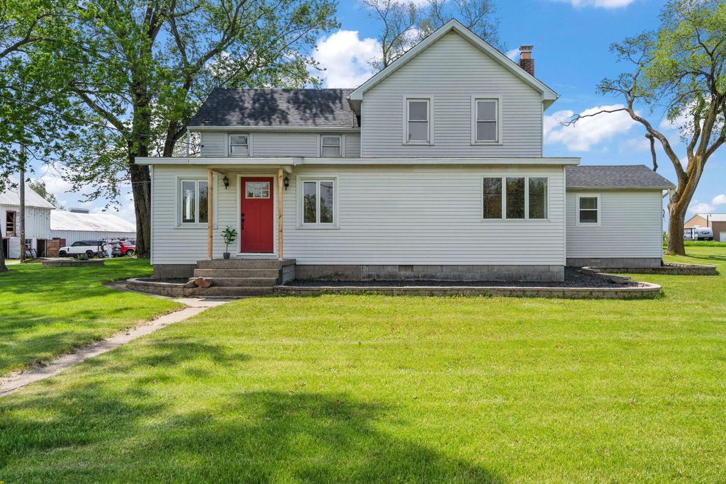 Photo of 13933 W 135th Avenue, Cedar Lake, IN 46303 (MLS # 838896)