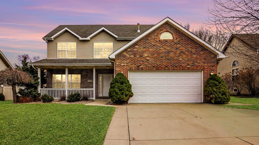 Photo of 10491 Pike Street, Crown Point, IN 46307 (MLS # 834742)