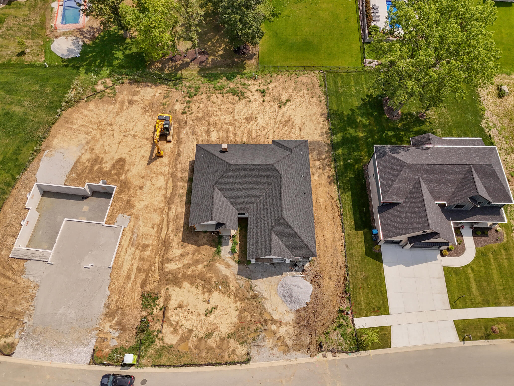 9561 Tall Grass Trail