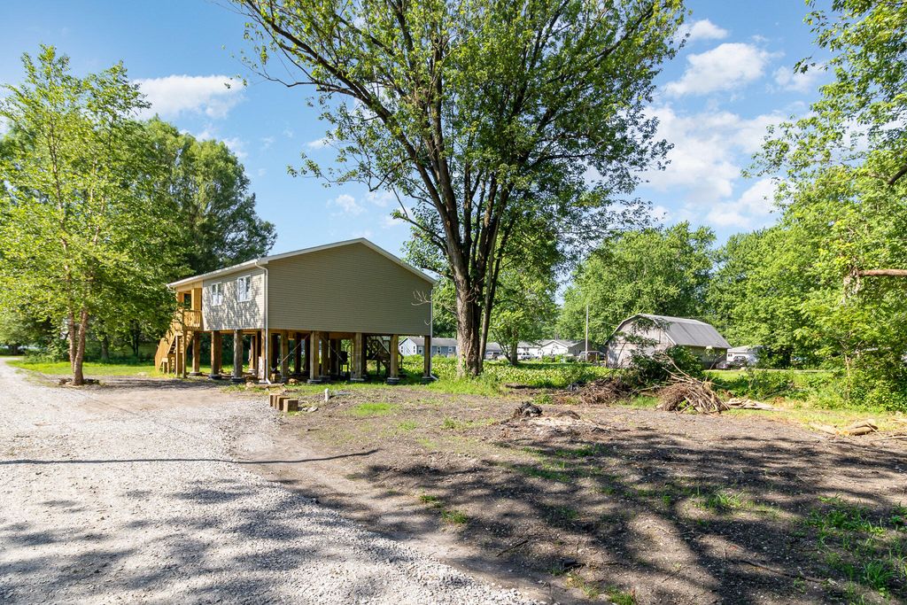 Photo of 44 Vick Tree Lane, Hebron, IN 46341 (MLS # 824384)