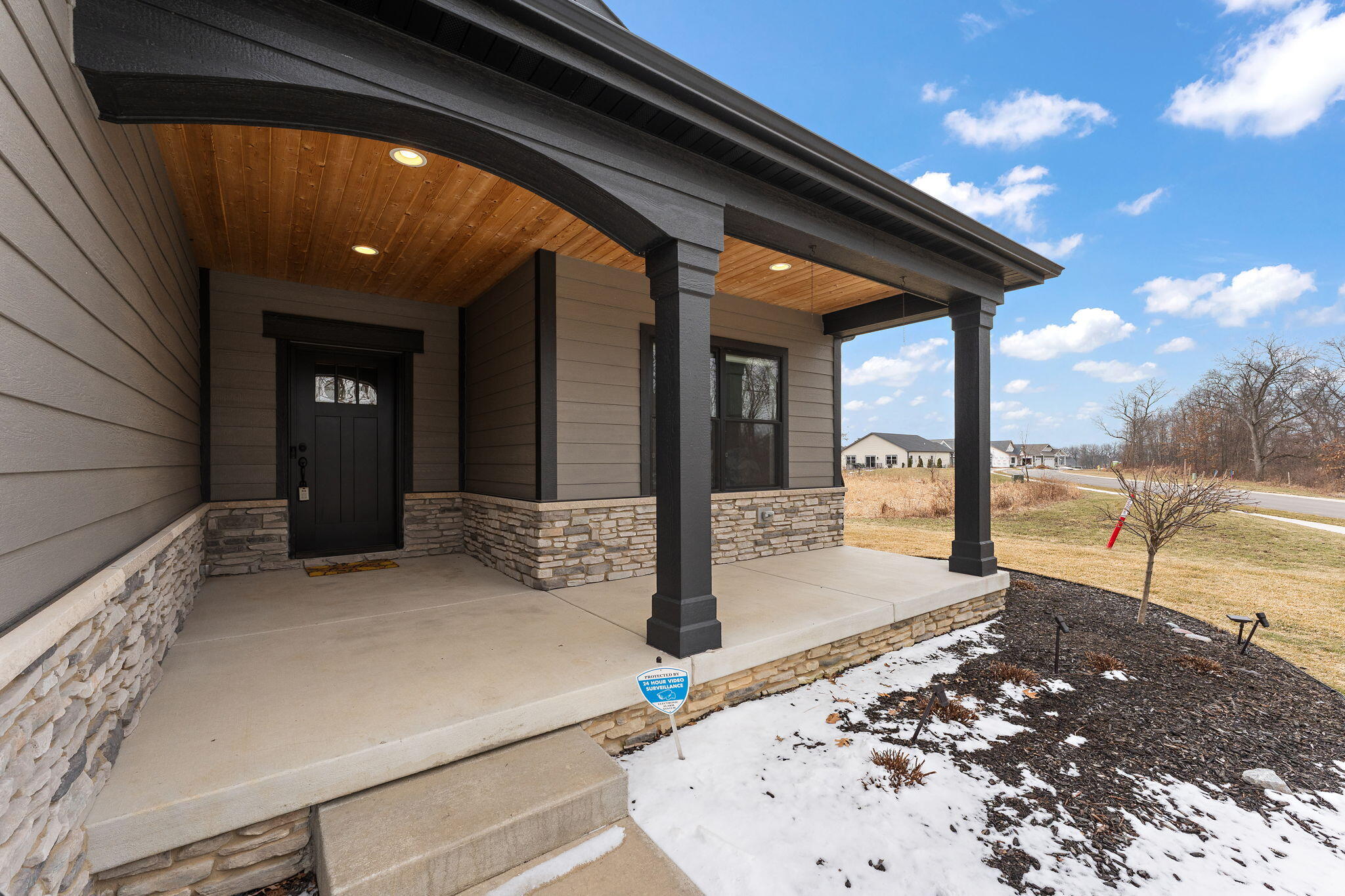 1651 Forest Ridge Drive