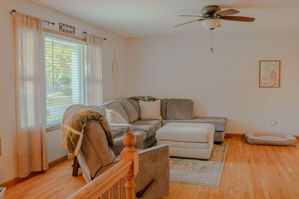 Photo of 7825 Marshall Place, Merrillville, IN 46410 (MLS # 830282)