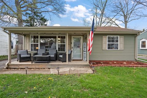 724 Imperial Road, Valparaiso, IN 46385 - #: 837296