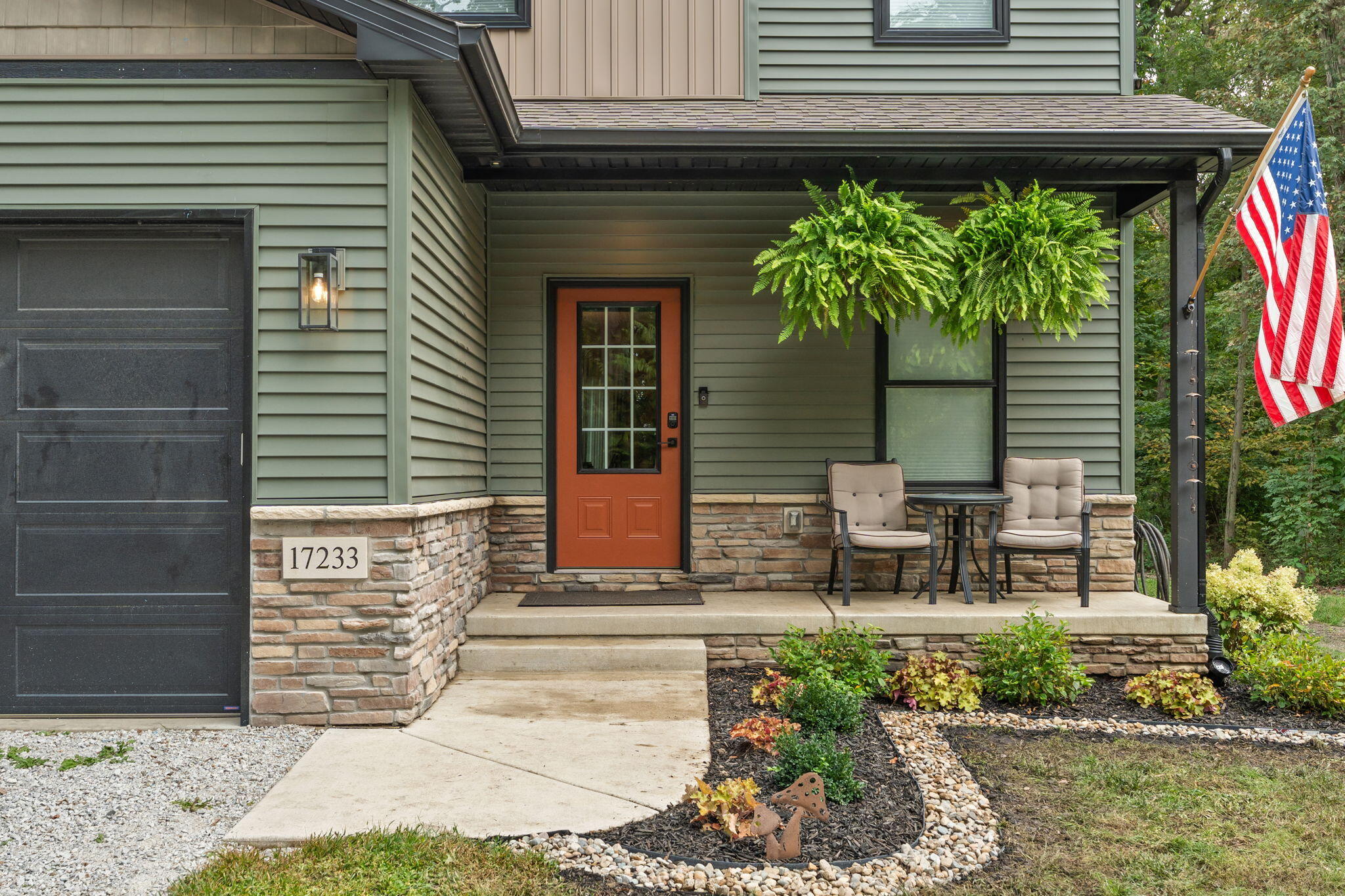 17233 Tapper Street