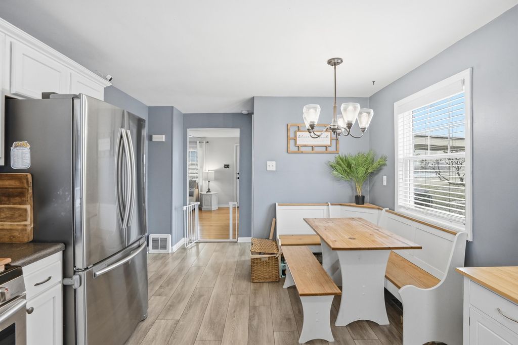 Photo of 512 W South Street, Crown Point, IN 46307 (MLS # 835890)