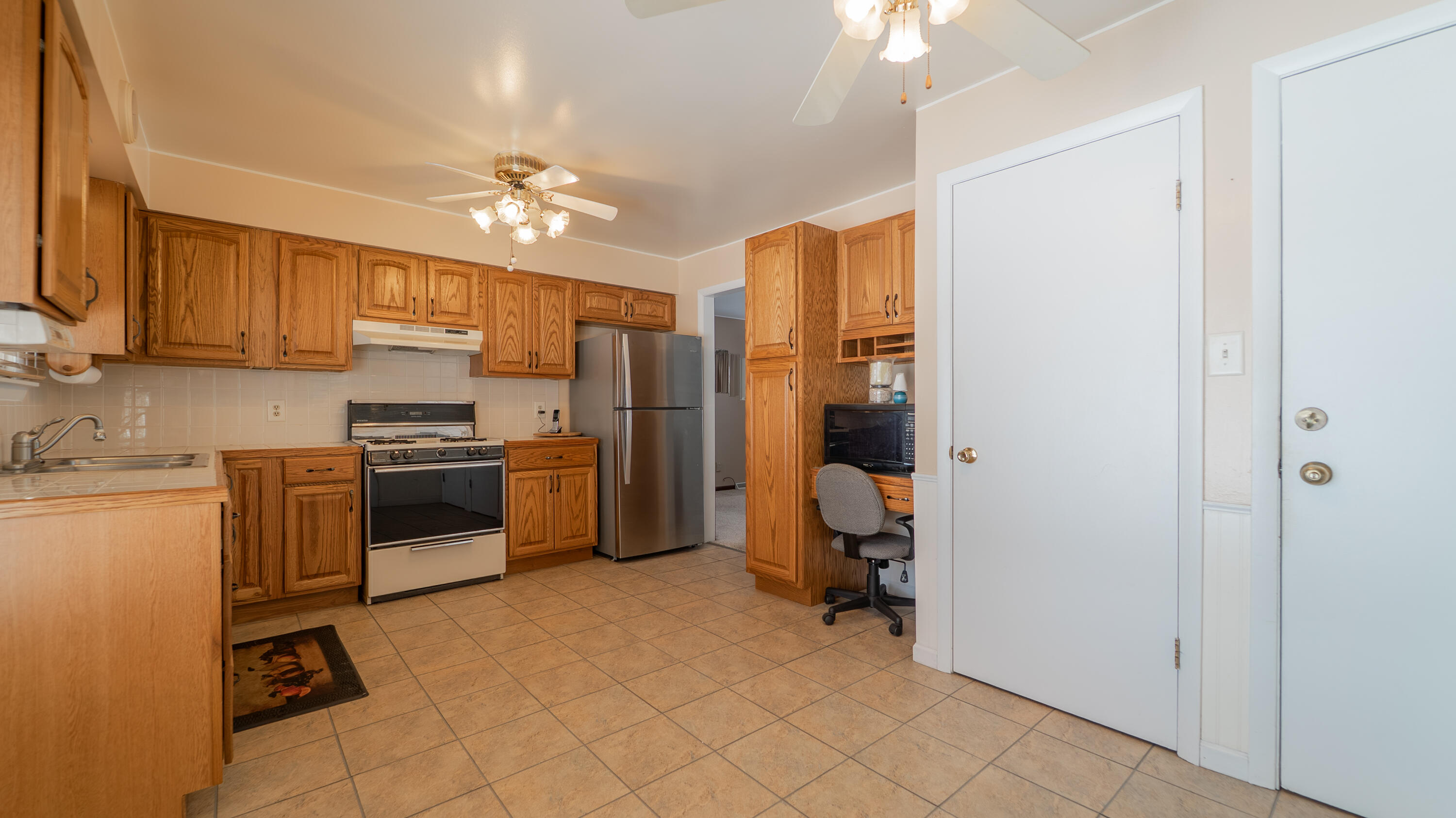 9441 S Stateline Road