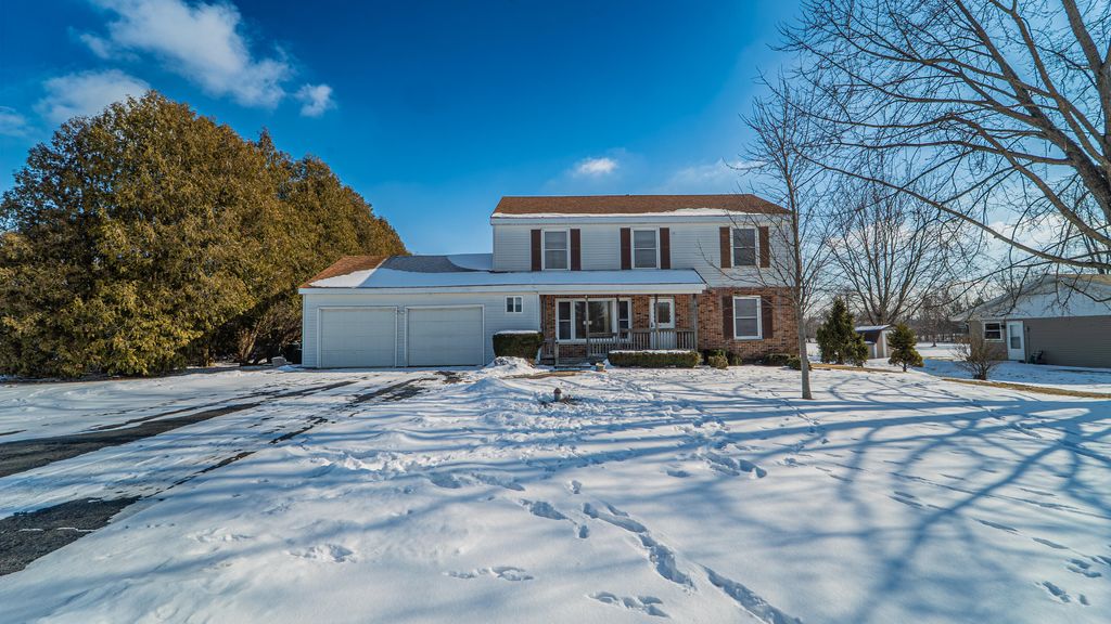 Photo of 9441 S Stateline Road, Dyer, IN 46311 (MLS # 833701)