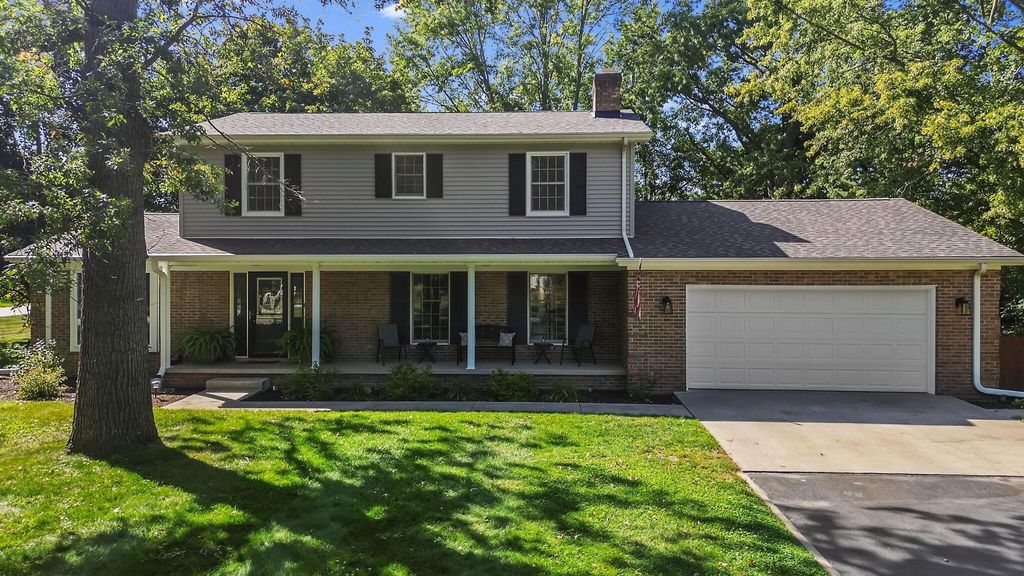 Photo of 6985 Windsor Drive, DeMotte, IN 46310 (MLS # 837712)