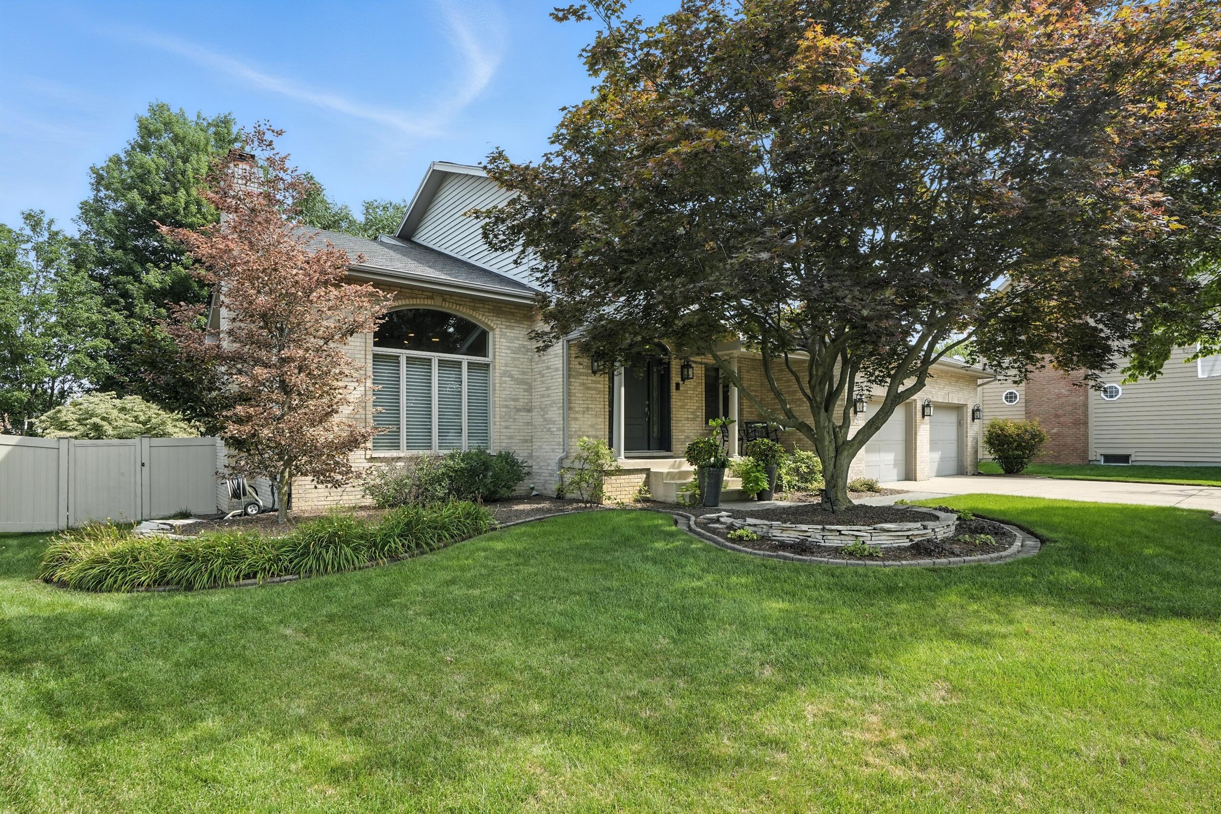 1621 Sea Breeze Court