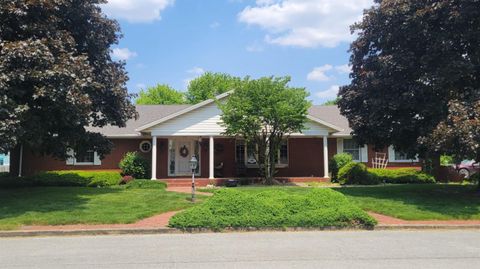 Single Family Residence in Francesville IN 210 Gonzales Street.jpg