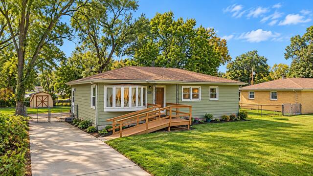 Photo of 5883 Newport Avenue, Portage, IN 46368 (MLS # 846960)