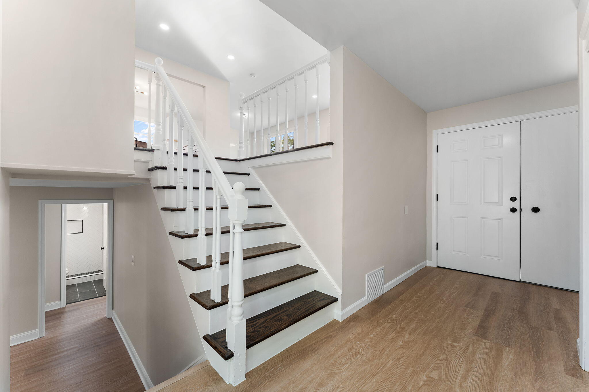1710 W 53rd Avenue