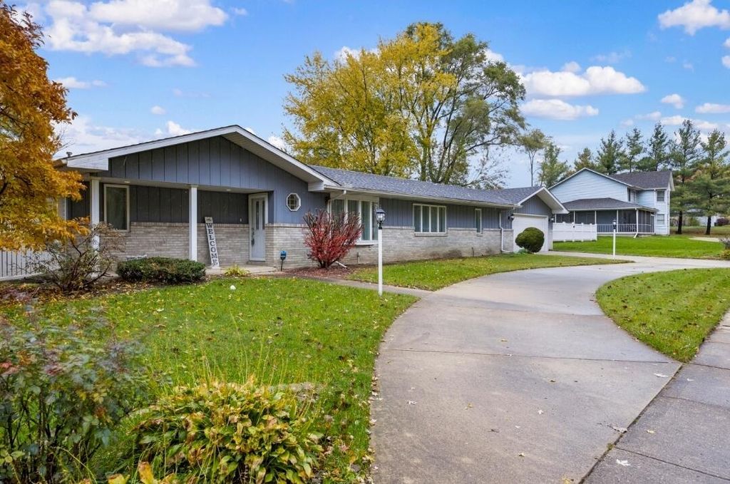 Photo of 2448-70 Marshall Street, Gary, IN 46404 (MLS # 831136)