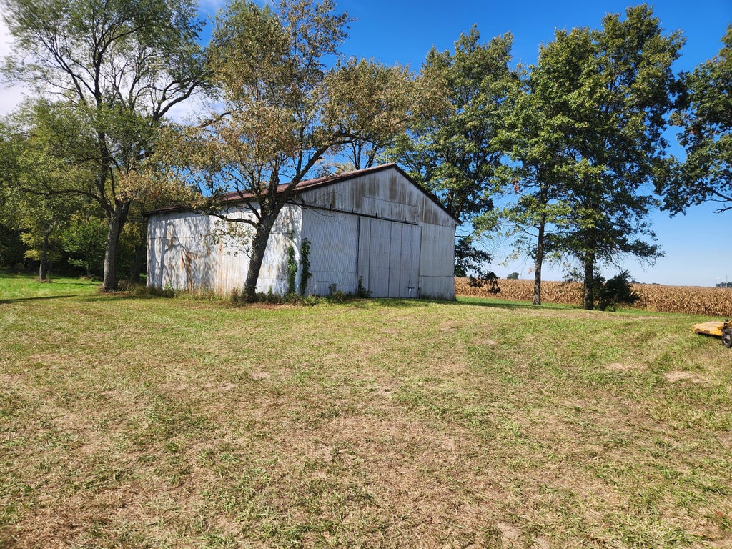 Photo of 7406 County Rd 60 E, Rensselaer, IN 47978 (MLS # 846459)