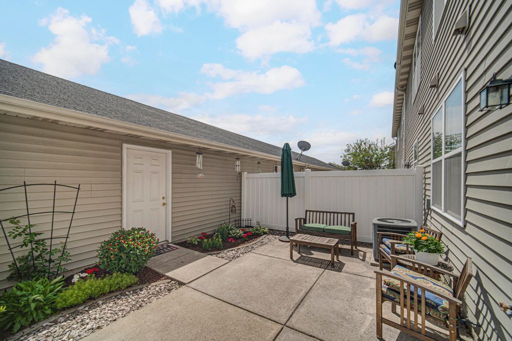 Photo of 11439 Vermont Place, Crown Point, IN 46307 (MLS # 839895)