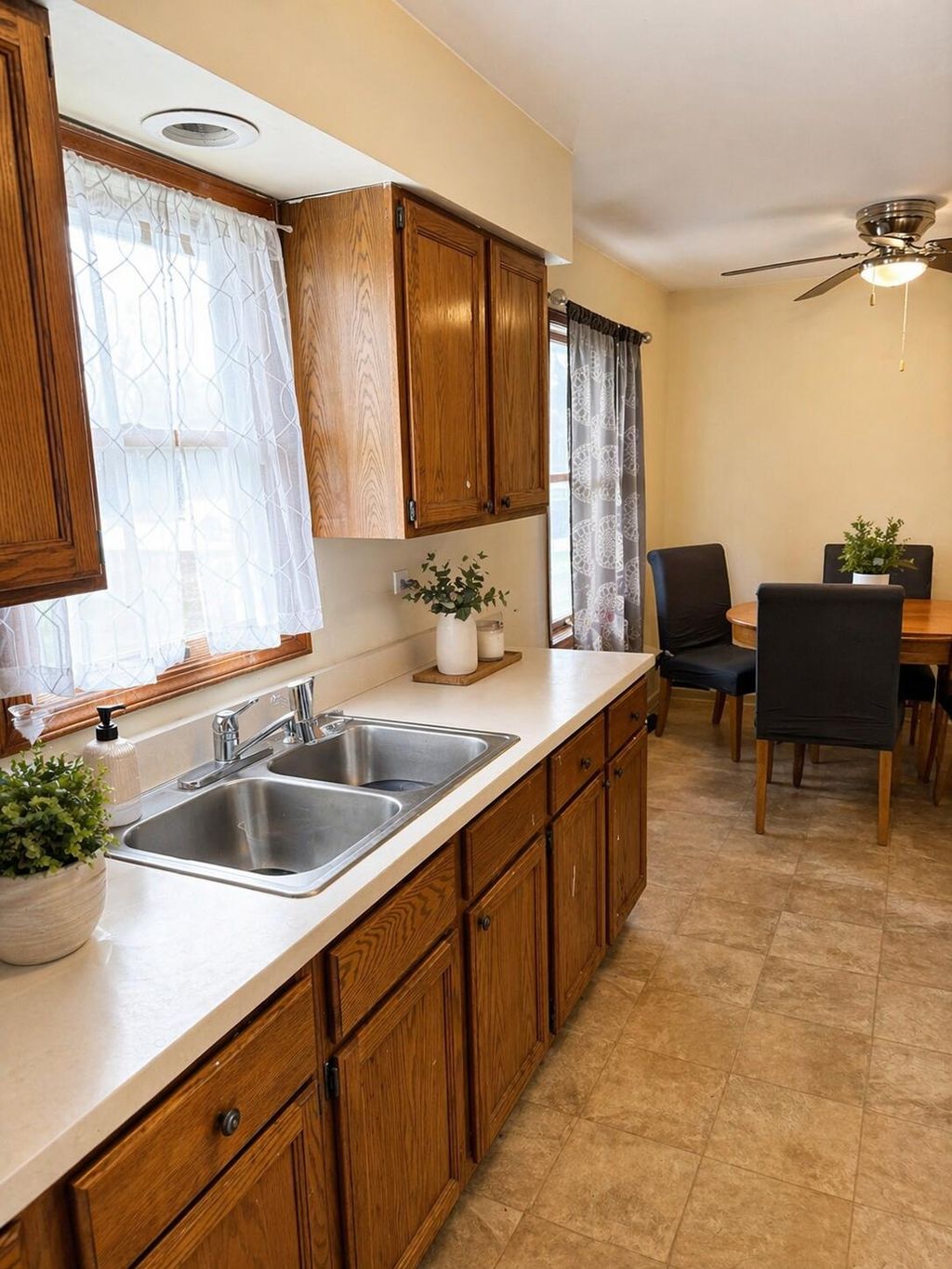 Photo of 3470 E 69th Avenue, Merrillville, IN 46410 (MLS # 837722)