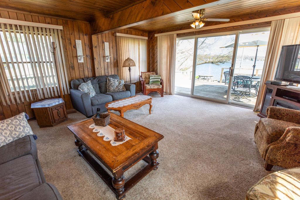 Photo of 11155 E Pottawotomie Trail, Walkerton, IN 46574 (MLS # 836852)