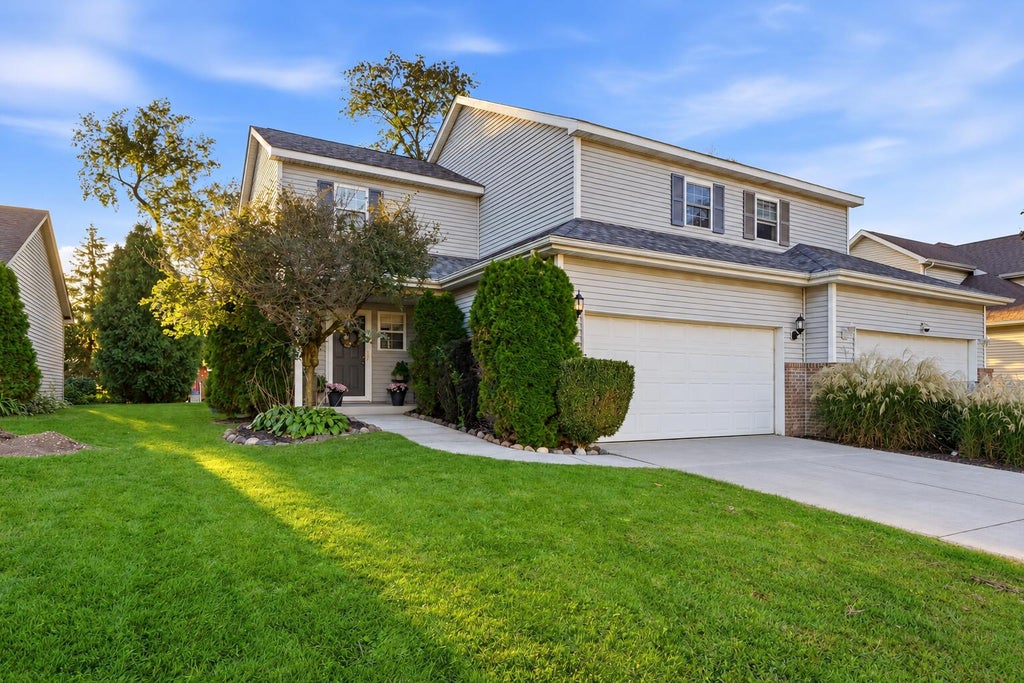 Photo of 362 Taylor Lane, Valparaiso, IN 46383 (MLS # 846847)