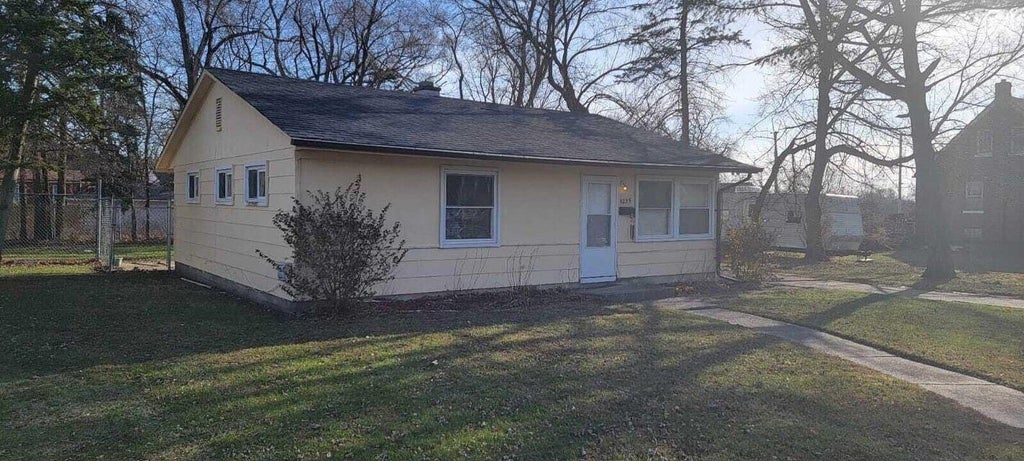 Photo of 4255 Tennessee Street, Gary, IN 46409 (MLS # 847453)