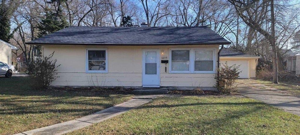 Photo of 4255 Tennessee Street, Gary, IN 46409 (MLS # 847453)