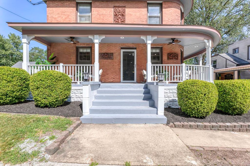 Photo of 507 Center Street, Michigan City, IN 46360 (MLS # 836997)