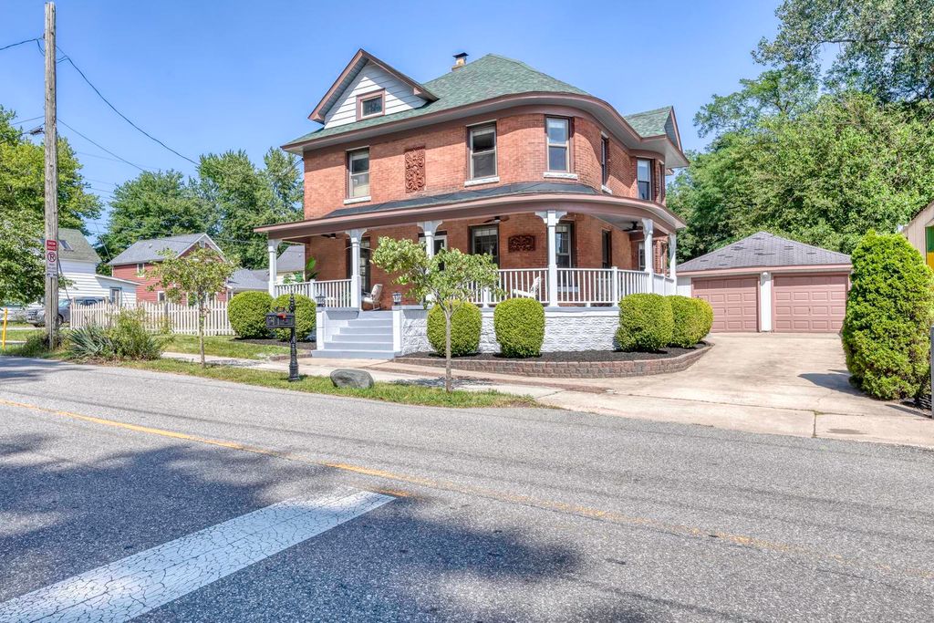 Photo of 507 Center Street, Michigan City, IN 46360 (MLS # 836997)