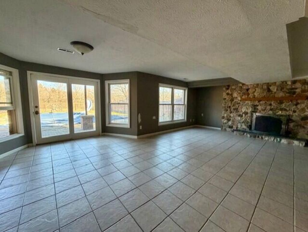 Photo of 58764 Fawn River Court, Elkhart, IN 46516 (MLS # 837143)