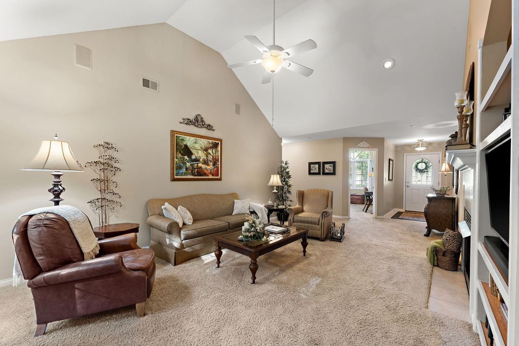 Photo of 3431 Drivers Way, Chesterton, IN 46304 (MLS # 835211)