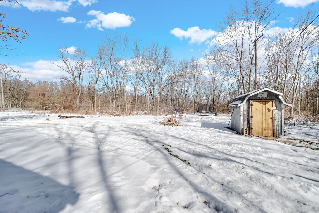 Photo of 1125 In-49, Chesterton, IN 46304 (MLS # 834094)