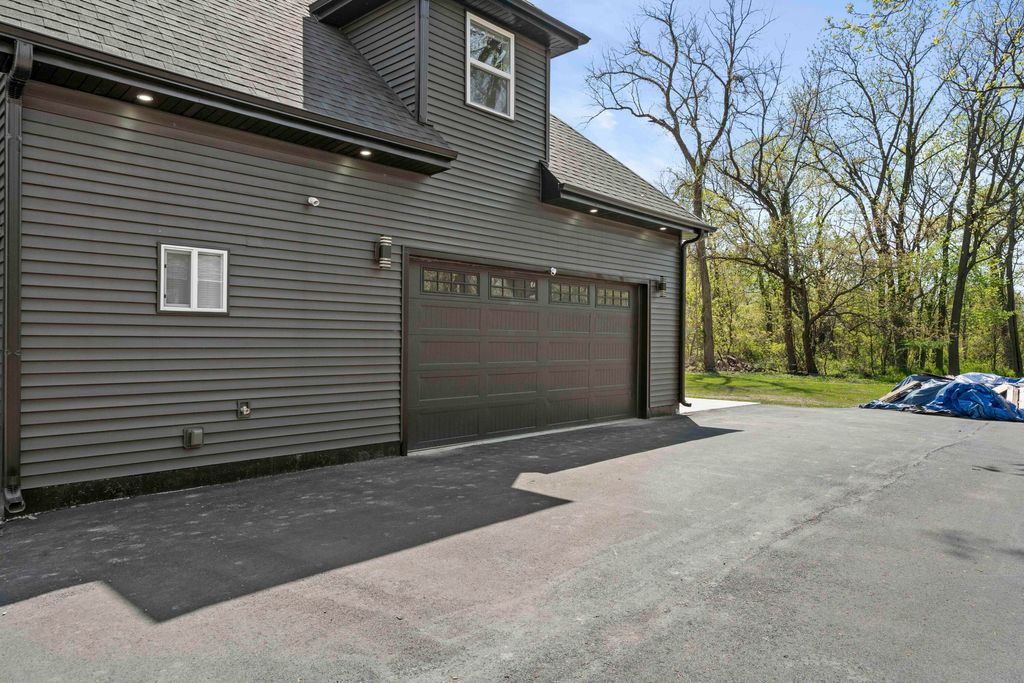 Photo of 220 N Lake Park Avenue, Hobart, IN 46342 (MLS # 829401)
