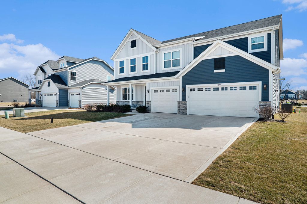 Photo of 11645 W 124th Place, Cedar Lake, IN 46303 (MLS # 836102)