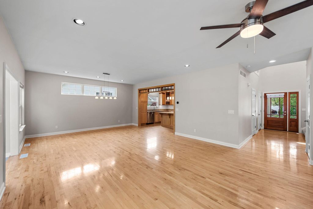 Photo of 1917 Garland Circle Circle, Valparaiso, IN 46383 (MLS # 839529)