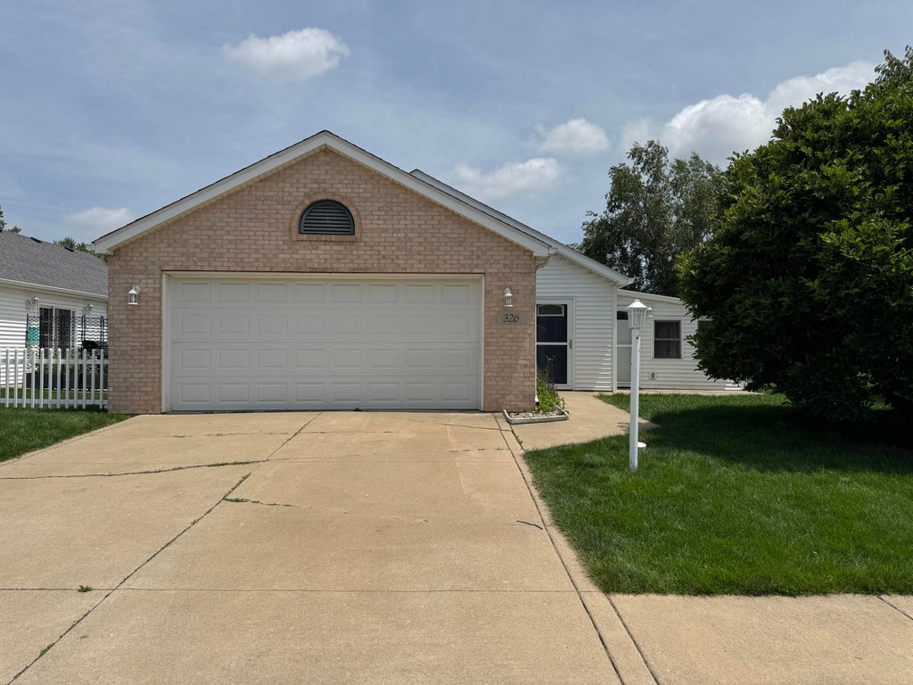 Photo of 326 Brown Court, Chesterton, IN 46304 (MLS # 841529)