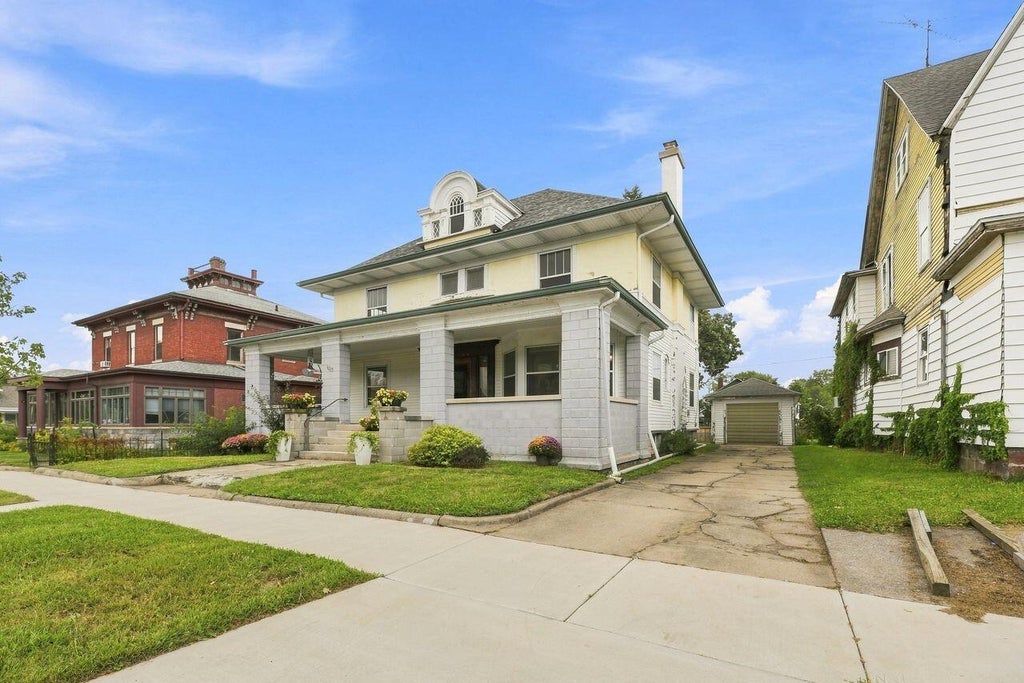 Photo of 1005 Madison Street, La Porte, IN 46350 (MLS # 844905)