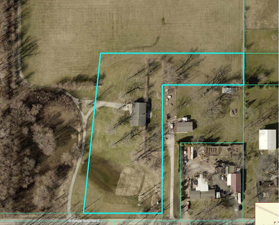 Photo of 495 W 450 N, Hobart, IN 46342 (MLS # 840968)
