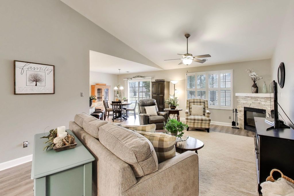 Photo of 900-a Easy Street, Crown Point, IN 46307 (MLS # 835088)